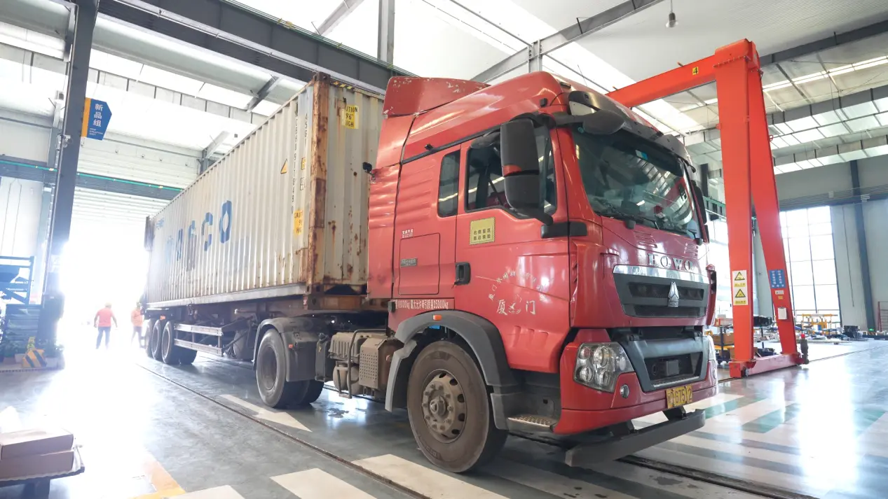 Отгрузка проекта: полностью автоматизированная производственная линия ZN1000-2C компании Quangong Corporation отправляется в Юго-Восточную Азию